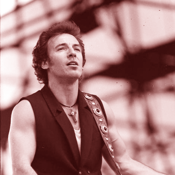 How to present creative ideas to clients